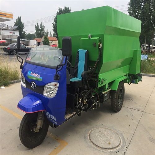 家禽養(yǎng)殖新利器 機動式養(yǎng)殖草料撒料車與攪拌投料機的應用與優(yōu)勢